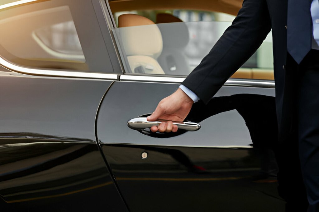 Elevate Your Travel Experience with Executive Car Hire in London